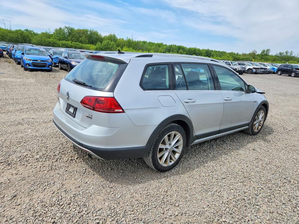 Продажа на аукционе авто 2017 Volkswagen Golf Alltrack, vin: 3VWM17AUXHM538848, номер лота: 55656926
