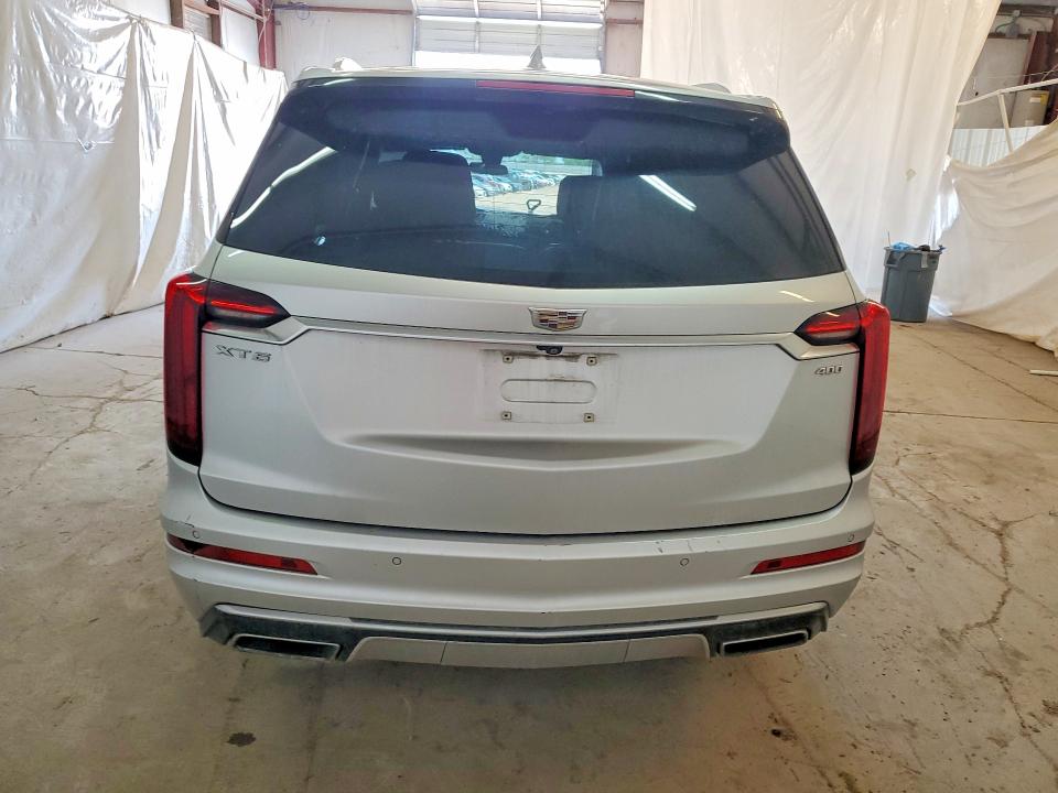 58093936 :رقم المزاد ، 1GYKPCRSXLZ100613 vin ، 2020 Cadillac Xt6 مزاد بيع