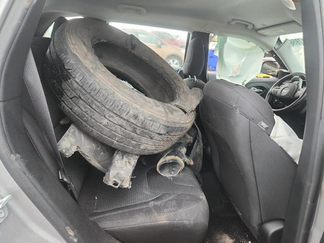 57817956 :رقم المزاد ، 1C4PJMCX7KD101852 vin ، 2019 Jeep Cherokee مزاد بيع