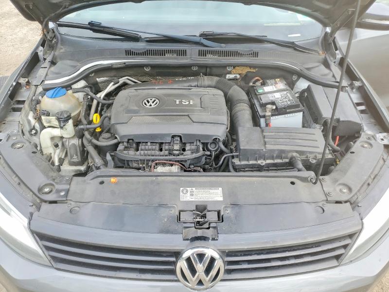 58022186 :رقم المزاد ، 3VWD17AJXEM315517 vin ، 2014 Volkswagen Jetta مزاد بيع