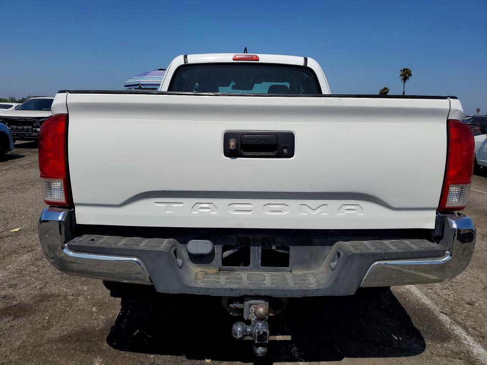 56505296 :رقم المزاد ، 5TFRX5GN5JX112030 vin ، 2018 Toyota Tacoma مزاد بيع