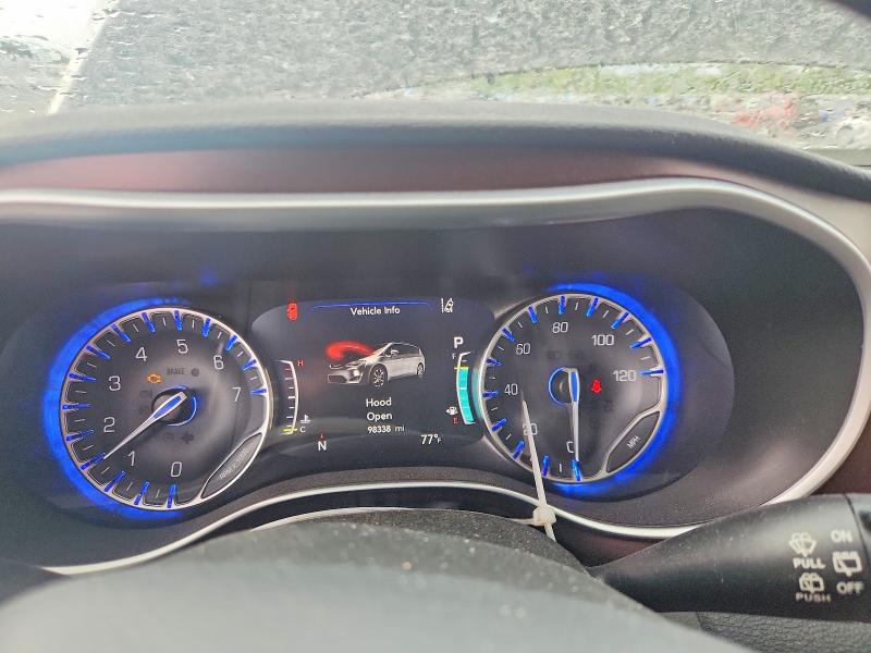56103626 :رقم المزاد ، 2C4RC1GG0HR838036 vin ، 2017 Chrysler Pacifica مزاد بيع