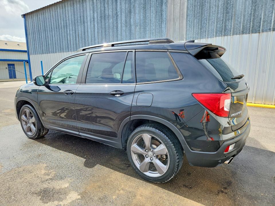 56612186 :رقم المزاد ، 5FNYF7H99MB003872 vin ، 2021 Honda Passport مزاد بيع