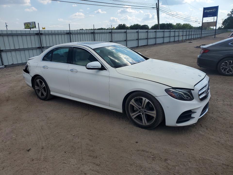 2018 Mercedes-benz E მანქანა იყიდება აუქციონზე, vin: WDDZF4JBXJA390989, აუქციონის ნომერი: 56705656