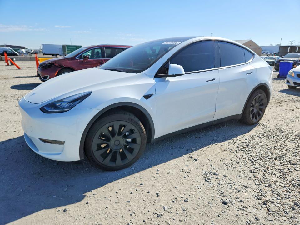 57176006 :رقم المزاد ، 7SAYGDEE3NF438856 vin ، 2022 Tesla Model Y مزاد بيع