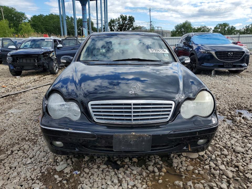 Продажа на аукционе авто 2002 Mercedes-benz C, vin: WDBRF61J12F146373, номер лота: 57956116