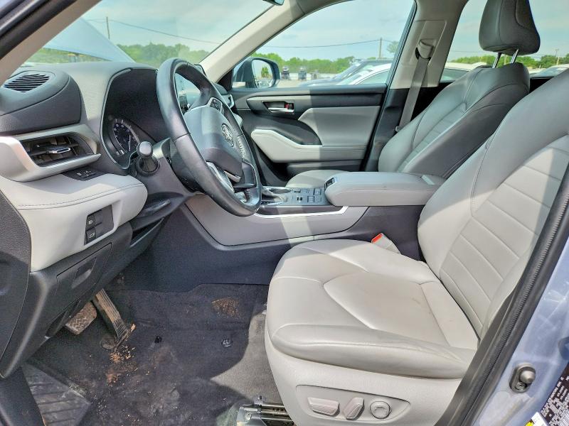 55650116 :رقم المزاد ، 5TDGZRBH5NS241939 vin ، 2022 Toyota Highlander مزاد بيع