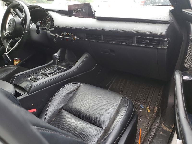 56771066 :رقم المزاد ، JM1BPBML9M1402216 vin ، 2021 Mazda 3 مزاد بيع
