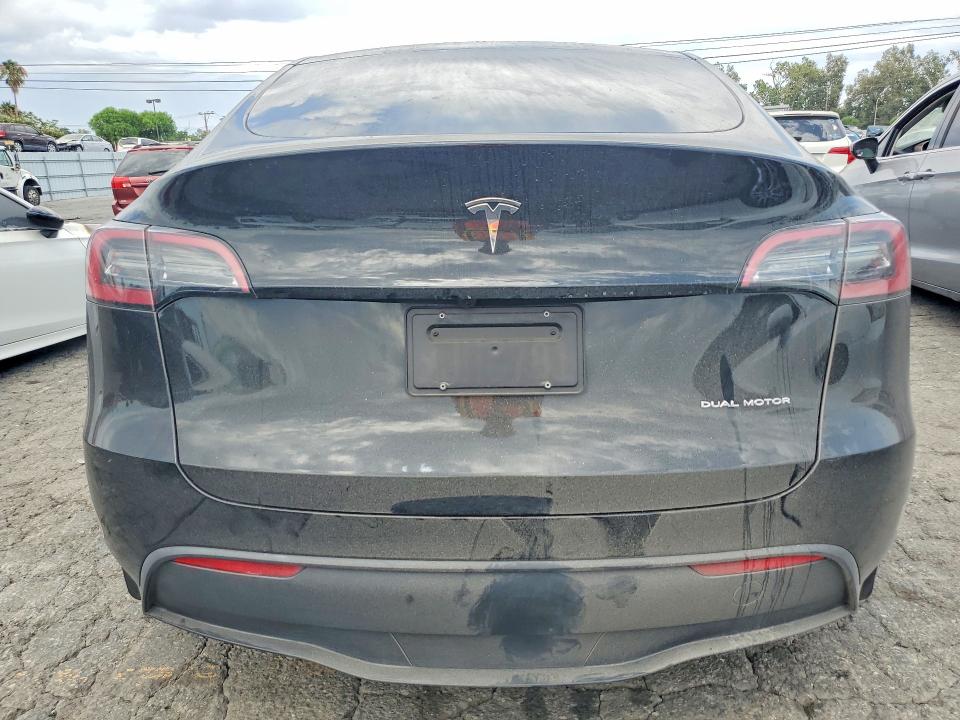 58272086 :رقم المزاد ، 7SAYGDEE3PF884606 vin ، 2023 Tesla Model Y مزاد بيع