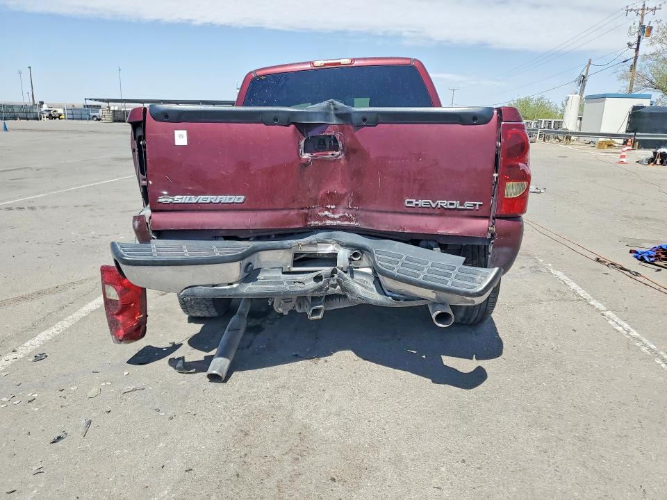 Продажа на аукционе авто 2003 Chevrolet Silverado, vin: 2GCEC19T731155640, номер лота: 55955796
