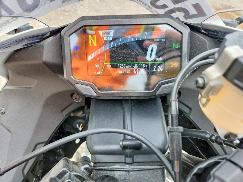 55439616 :رقم المزاد ، JKBZXJJ18TA041447 vin ، 2026 Kawasaki Zx636 مزاد بيع