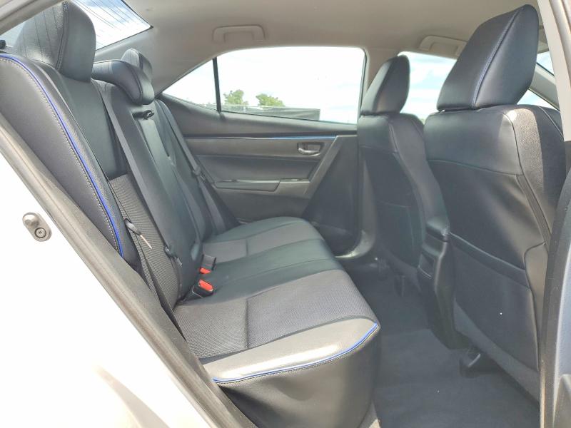 56118146 :رقم المزاد ، 5YFBURHE6JP822360 vin ، 2018 Toyota Corolla مزاد بيع