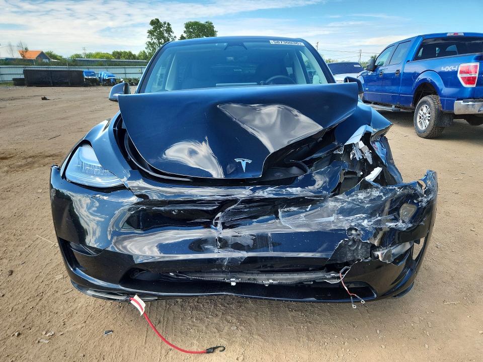58730036 :رقم المزاد ، 7SAYGDEE3PA026064 vin ، 2023 Tesla Model Y مزاد بيع