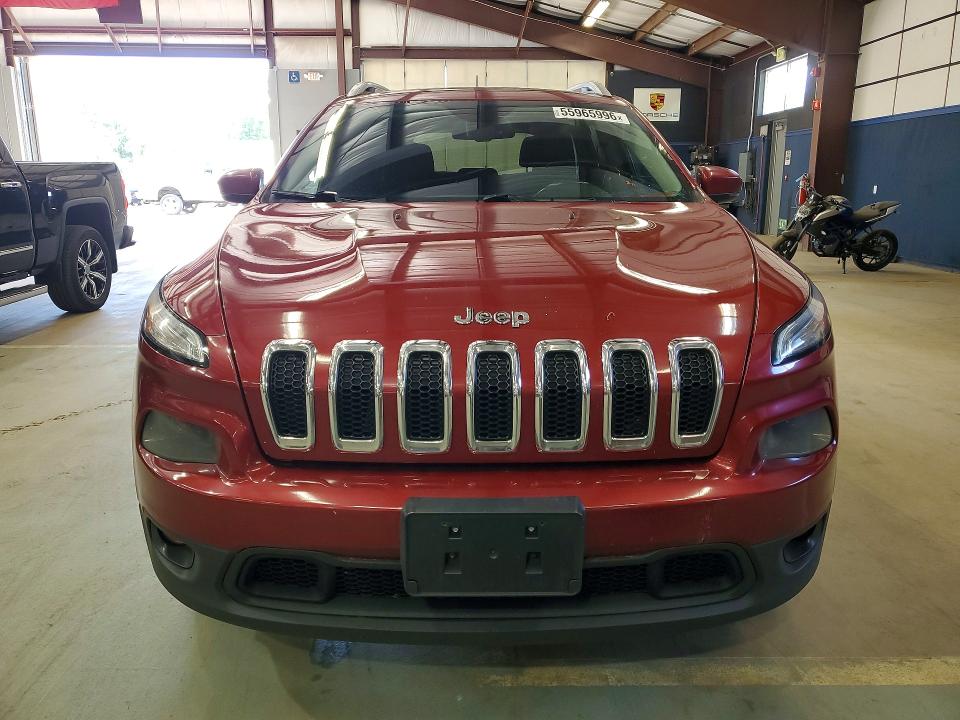 2017 Jeep Cherokee მანქანა იყიდება აუქციონზე, vin: 1C4PJMCS1HW622888, აუქციონის ნომერი: 55965996
