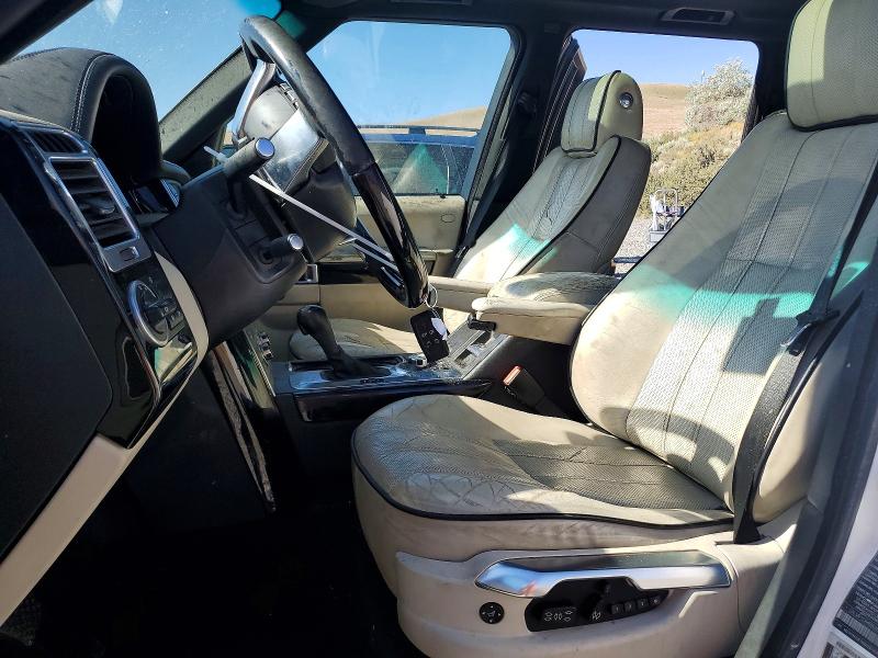 2011 Land Rover Range Rover მანქანა იყიდება აუქციონზე, vin: SALMF1D44BA350644, აუქციონის ნომერი: 58096266
