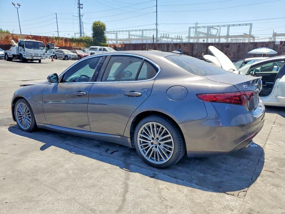 Aukcja sprzedaży 2017 Alfa Romeo Giulia, vin: ZARFAEEN6H7528692, numer aukcji: 57967686