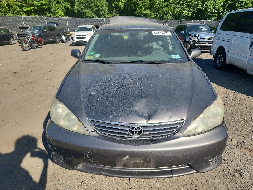 2006 Toyota Camry მანქანა იყიდება აუქციონზე, vin: 4T1BE30K96U728684, აუქციონის ნომერი: 55581316