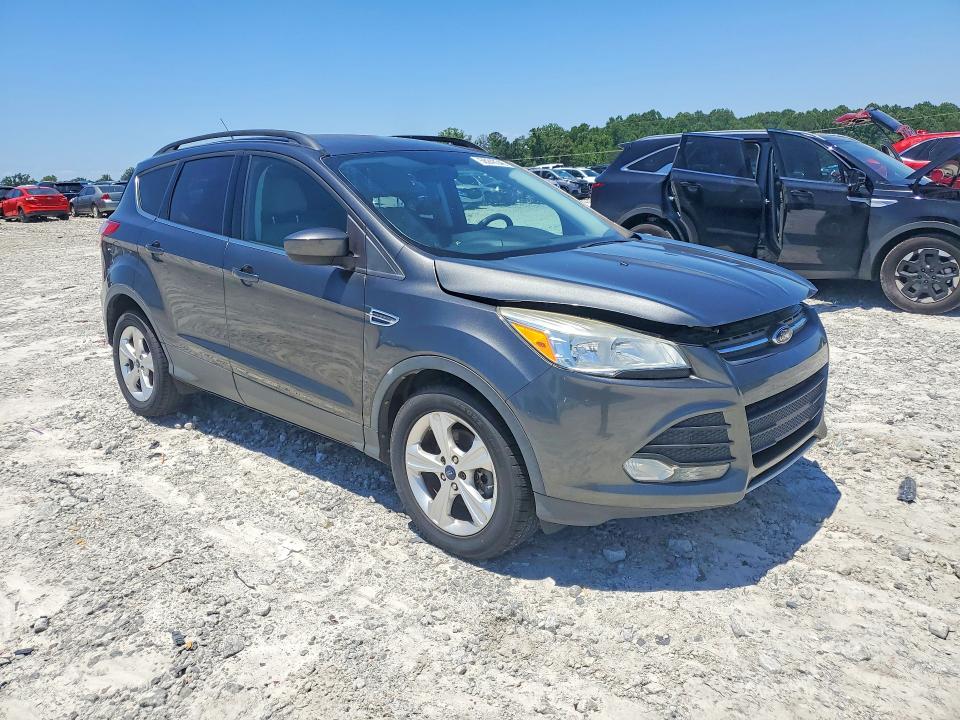 56240346 :رقم المزاد ، 1FMCU0G96FUB10697 vin ، 2015 Ford Escape مزاد بيع