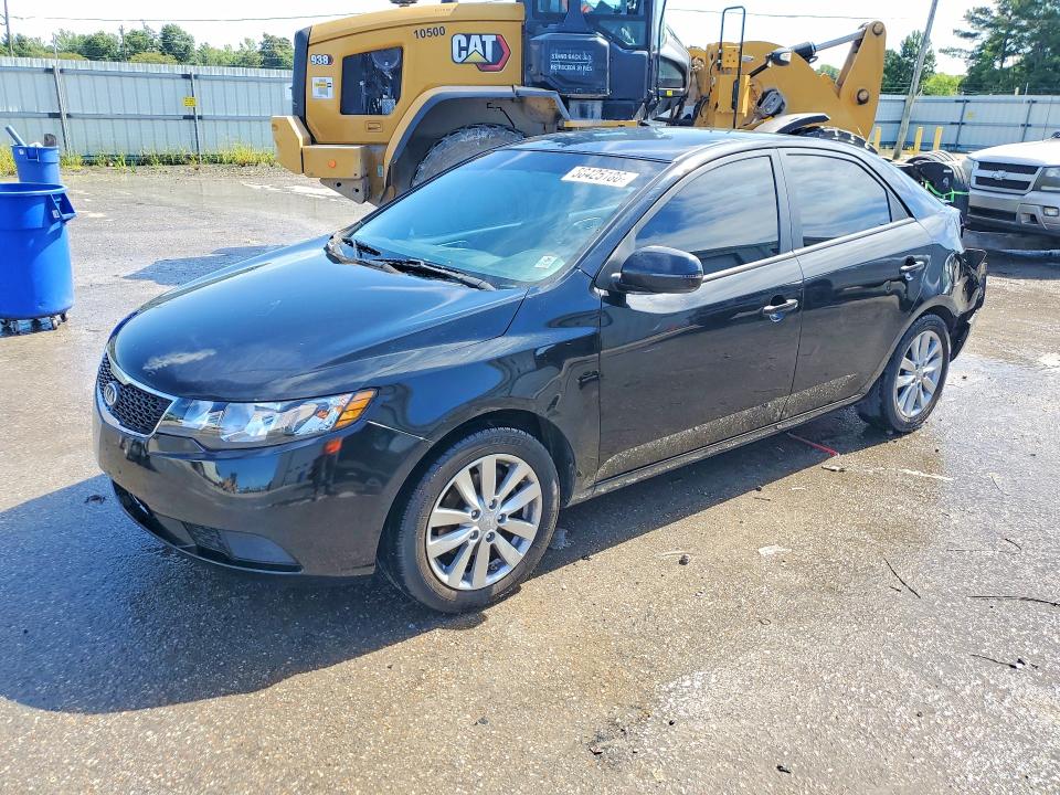 2013 Kia Forte მანქანა იყიდება აუქციონზე, vin: KNAFU4A25D5716274, აუქციონის ნომერი: 56425186