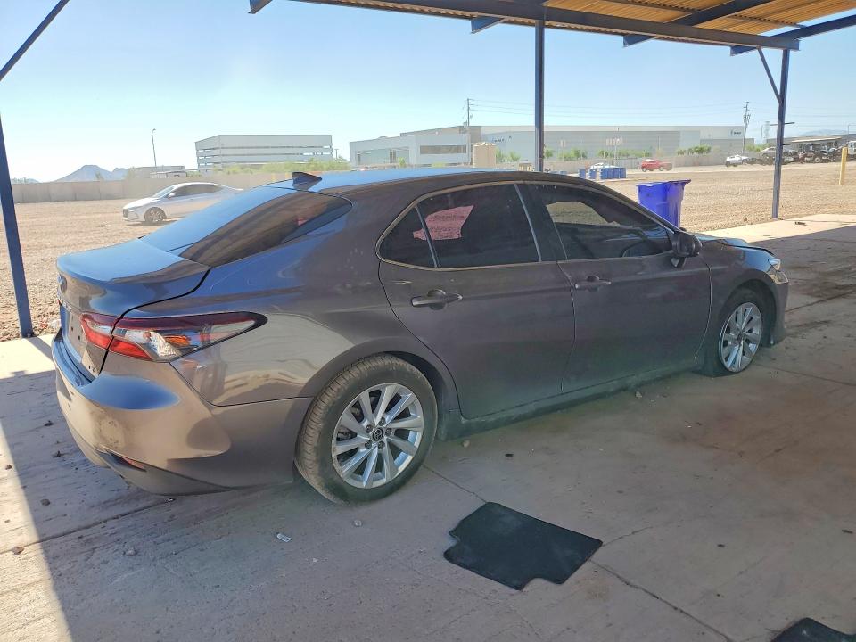 2022 Toyota Camry მანქანა იყიდება აუქციონზე, vin: 4T1C11AK6NU650513, აუქციონის ნომერი: 58145416