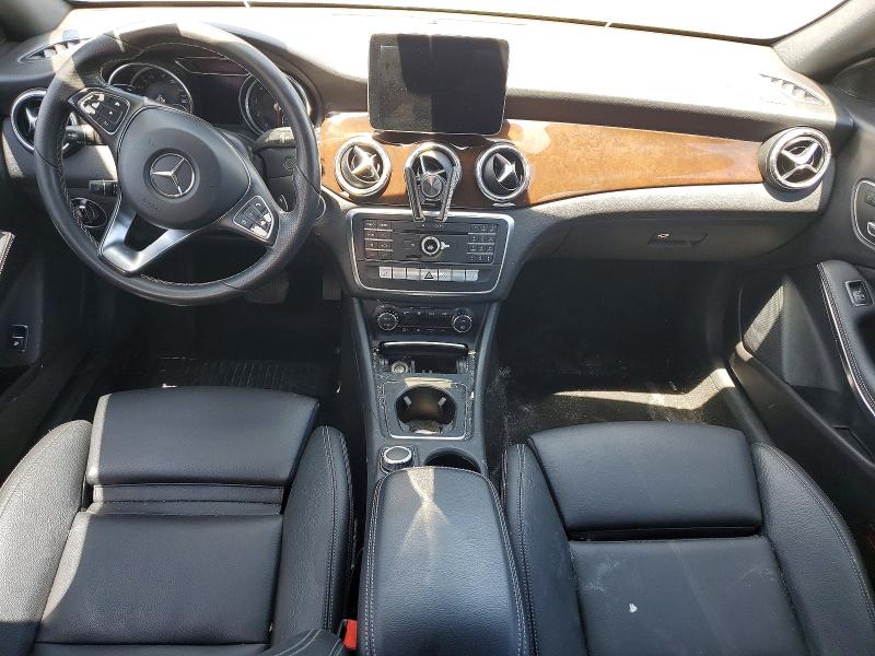 54560356 :رقم المزاد ، WDDSJ4GB0JN554363 vin ، 2018 Mercedes-benz Cla مزاد بيع
