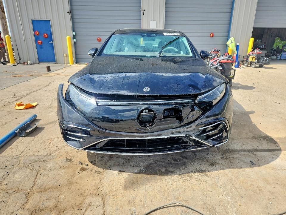 58720676 :رقم المزاد ، W1KCG2DB9PA032343 vin ، 2023 Mercedes-benz Eqs Sedan مزاد بيع