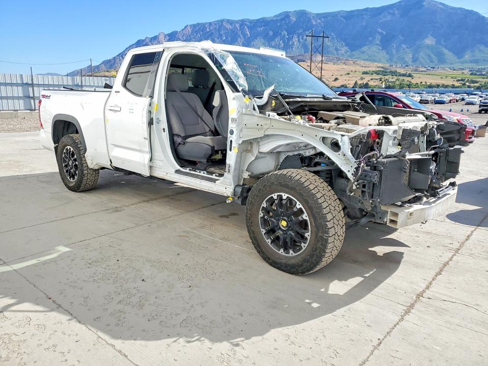 Продаж на аукціоні авто 2023 Toyota Tundra, vin: 5TFLA5DA9PX126742, номер лоту: 57031886