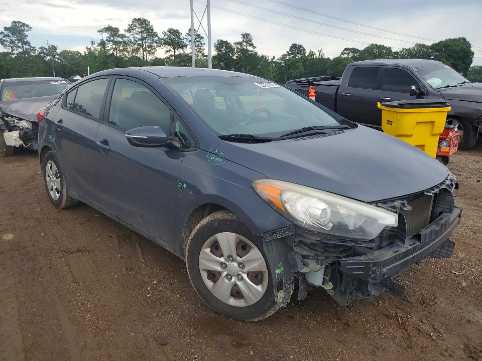 55731126 :رقم المزاد ، KNAFX4A67F5320263 vin ، 2015 Kia Forte مزاد بيع
