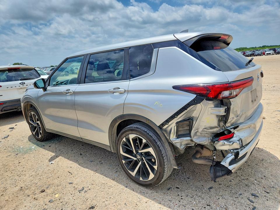 58314776 :رقم المزاد ، JA4J3UA86NZ088931 vin ، 2022 Mitsubishi Outlander مزاد بيع