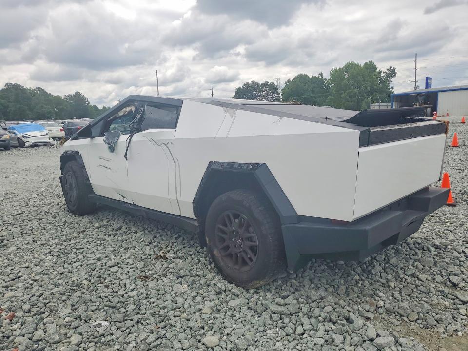 79135955 :رقم المزاد ، 7G2CEHED9SA069292 vin ، 2025 Tesla Cybertruck مزاد بيع