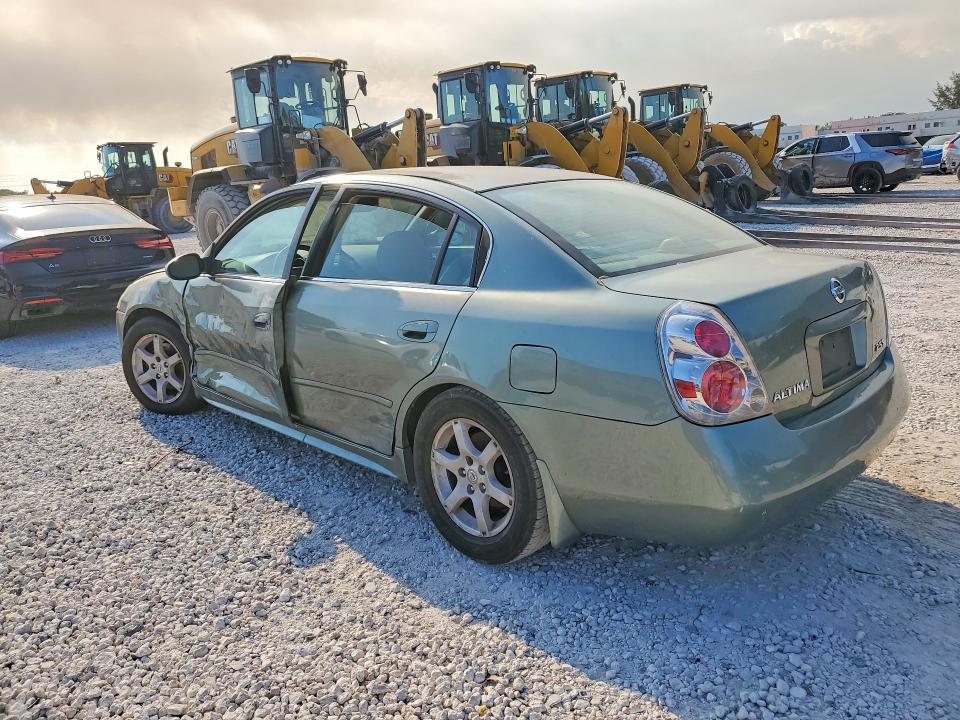 2005 Nissan Altima მანქანა იყიდება აუქციონზე, vin: 1N4AL11D15C395935, აუქციონის ნომერი: 57708046