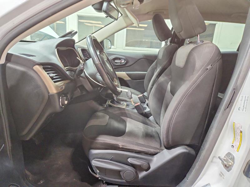58204636 :رقم المزاد ، 1C4PJLAB8HW660521 vin ، 2017 Jeep Cherokee مزاد بيع