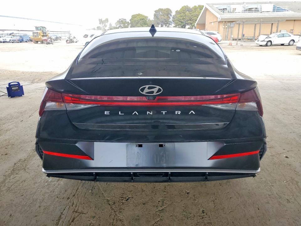 Продаж на аукціоні авто 2025 Hyundai Elantra, vin: KMHLN4DJXSU130948, номер лоту: 58807636