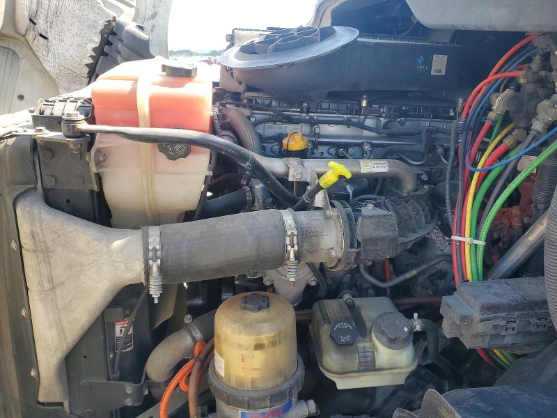 2018 Freightliner Cascadia 113 მანქანა იყიდება აუქციონზე, vin: 3AKBGADV5JSJN2644, აუქციონის ნომერი: 54418696