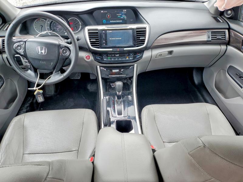57726026 :رقم المزاد ، 1HGCR2F88HA201213 vin ، 2017 Honda Accord مزاد بيع