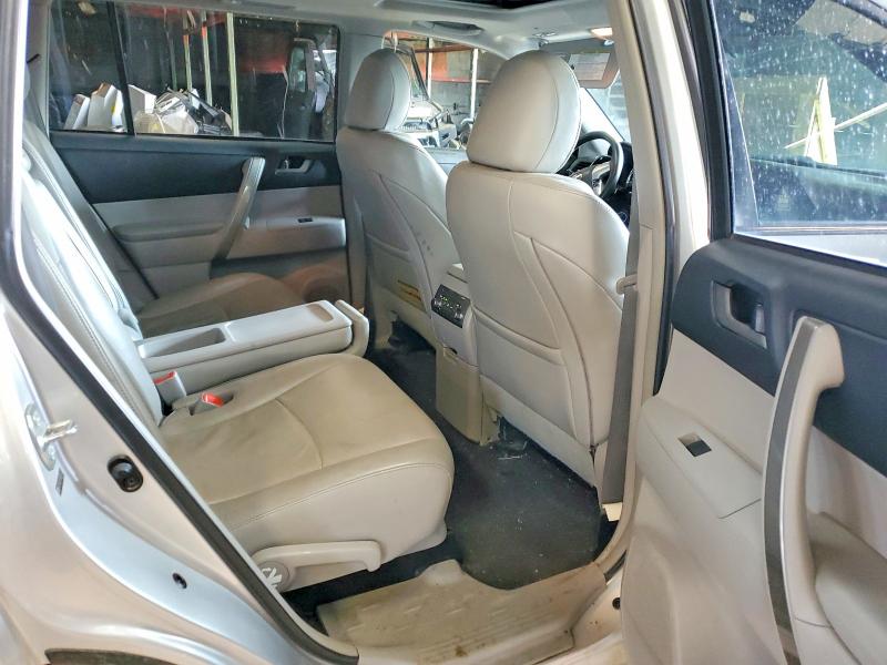 Продажа на аукционе авто 2011 Toyota Highlander, vin: 5TDBK3EH7BS084160, номер лота: 54830976
