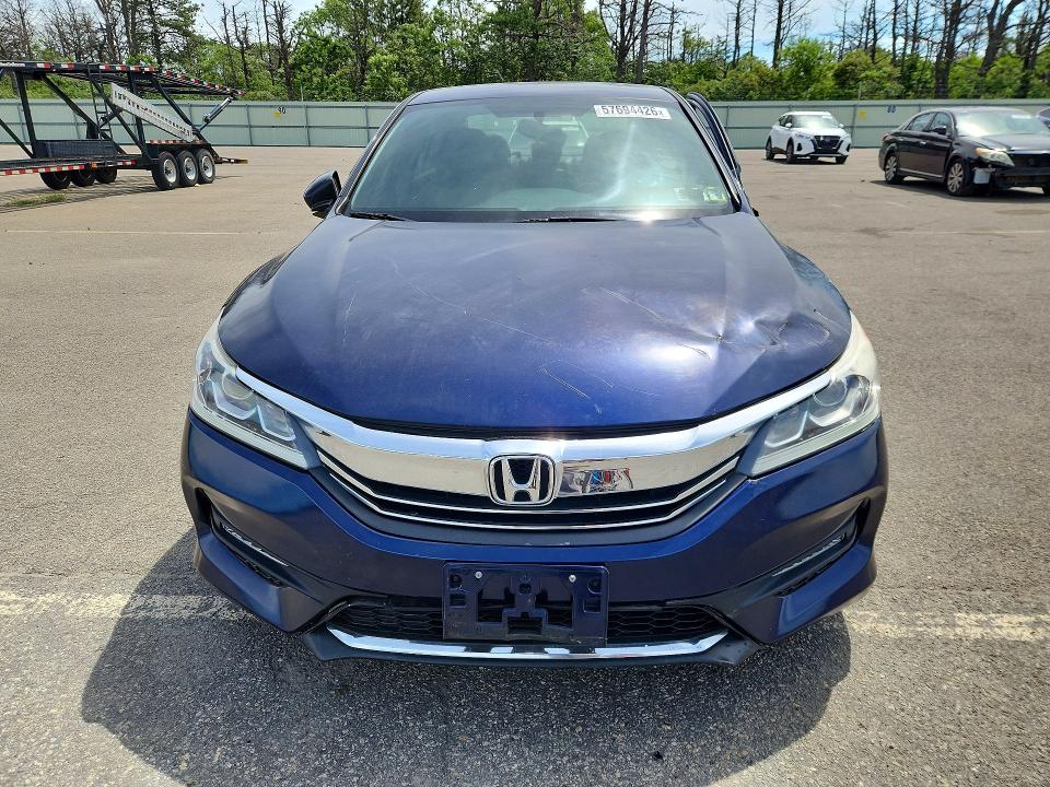 Продаж на аукціоні авто 2017 Honda Accord, vin: 1HGCR2F12HA249955, номер лоту: 57694426
