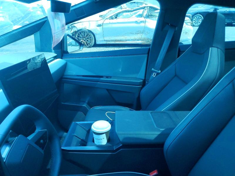 2026 Tesla Cybertruck მანქანა იყიდება აუქციონზე, vin: 7G2CEHED2TA093855, აუქციონის ნომერი: 54732576