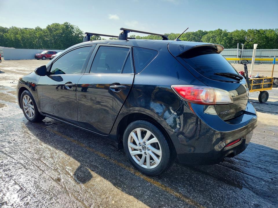 56126546 :رقم المزاد ، JM1BL1LP5D1746538 vin ، 2013 Mazda 3 مزاد بيع