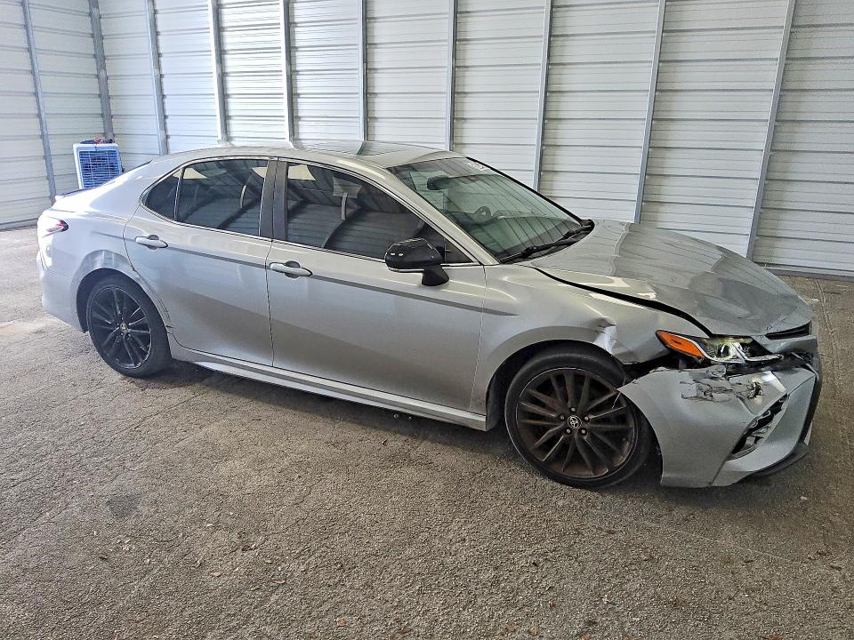 58244256 :رقم المزاد ، 4T1B11HKXKU803522 vin ، 2019 Toyota Camry مزاد بيع