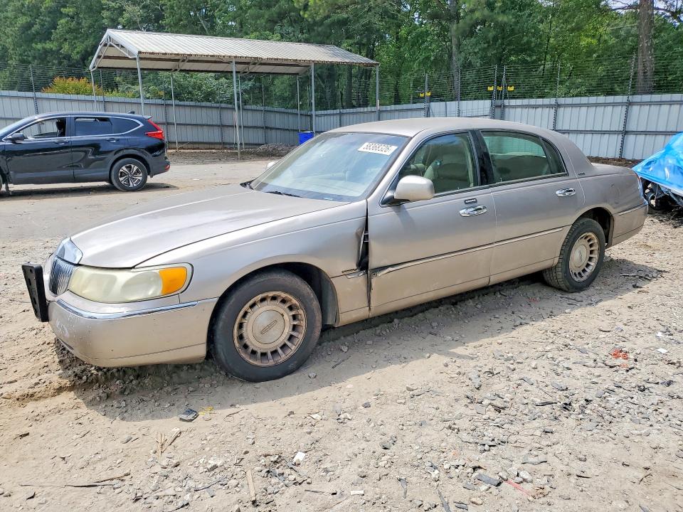 Aukcja sprzedaży 2002 Lincoln Town Car, vin: 1LNHM81W12Y644826, numer aukcji: 58368326