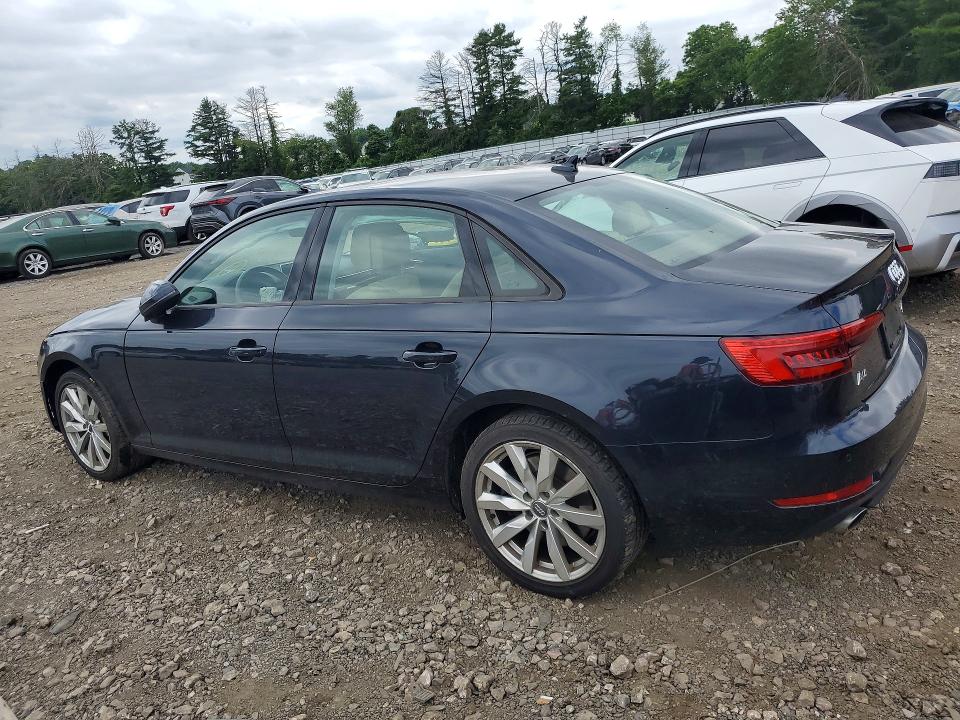 56573026 :رقم المزاد ، WAUANAF4XHN007040 vin ، 2017 Audi A4 مزاد بيع