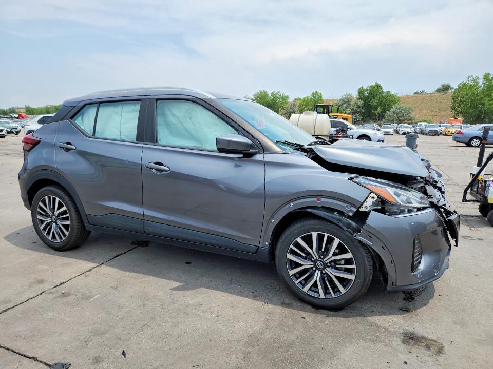 58520566 :رقم المزاد ، 3N1CP5CV8ML512355 vin ، 2021 Nissan Kicks مزاد بيع