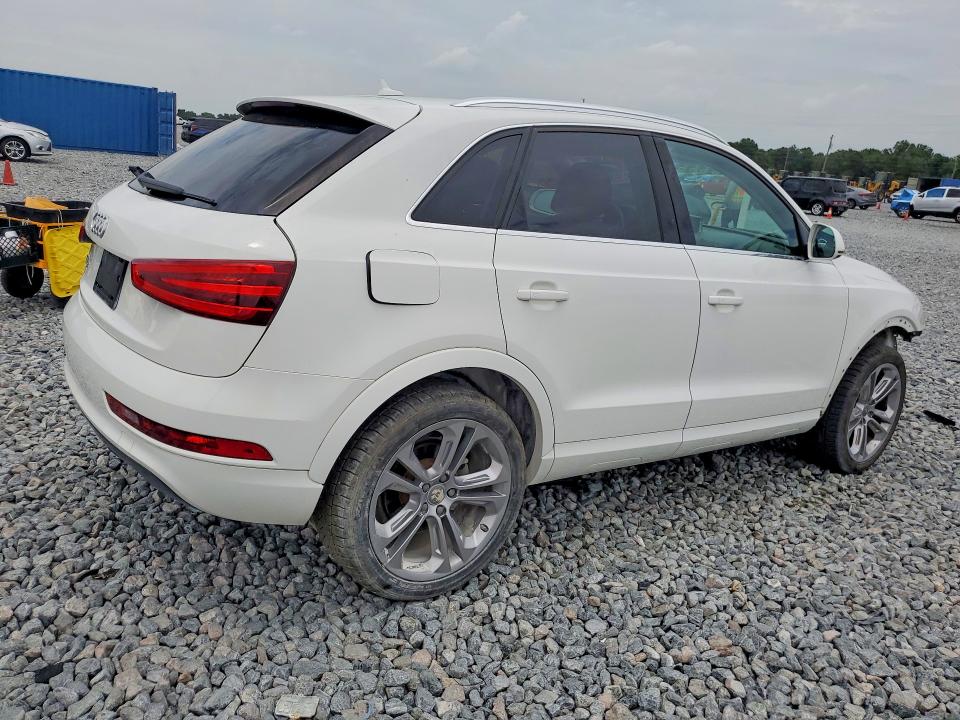 Продажа на аукционе авто 2015 Audi Q3, vin: WA1BFCFS2FR000386, номер лота: 55979796