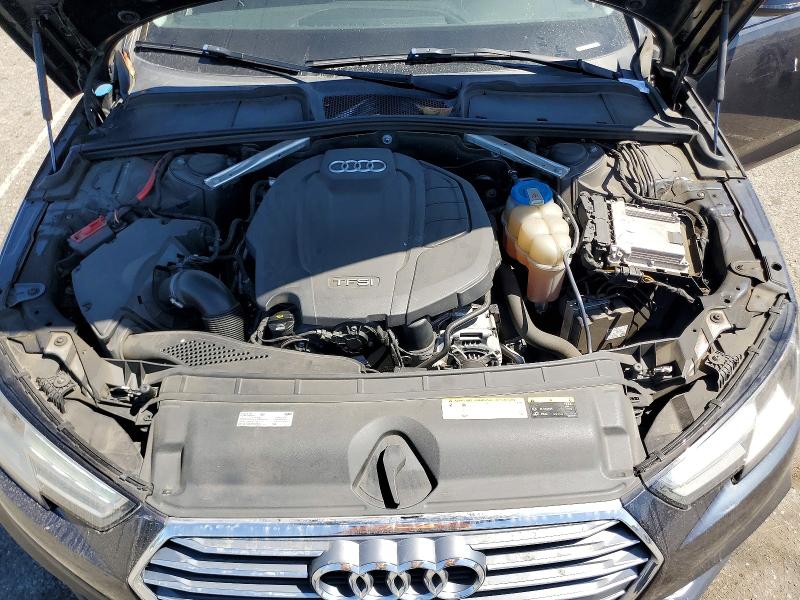 57250196 :رقم المزاد ، WAUKMAF45JA228680 vin ، 2018 Audi A4 مزاد بيع