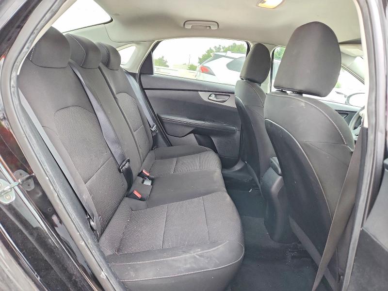 2019 Kia Forte მანქანა იყიდება აუქციონზე, vin: 3KPF24AD6KE084672, აუქციონის ნომერი: 58101056