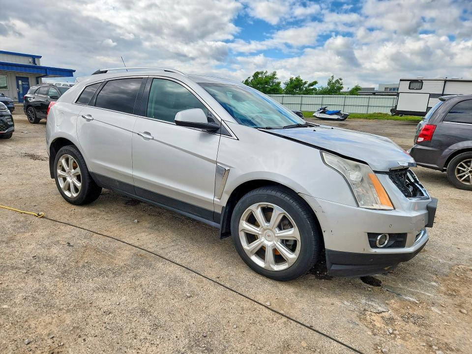57704296 :رقم المزاد ، 3GYFNGE30FS585181 vin ، 2015 Cadillac Srx مزاد بيع
