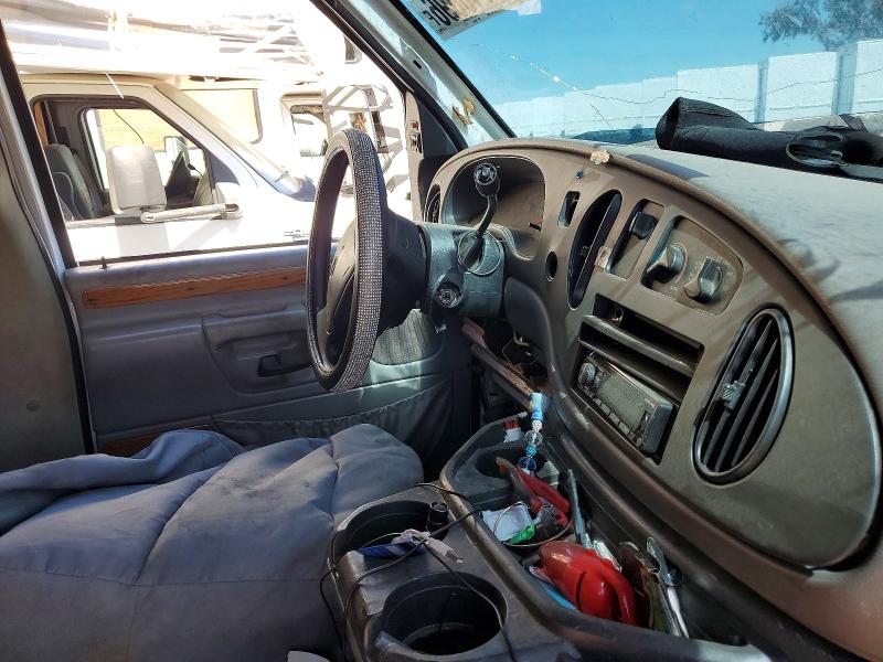 56145696 :رقم المزاد ، 1FDWE35SXYHB43182 vin ، 2000 Ford Econoline مزاد بيع