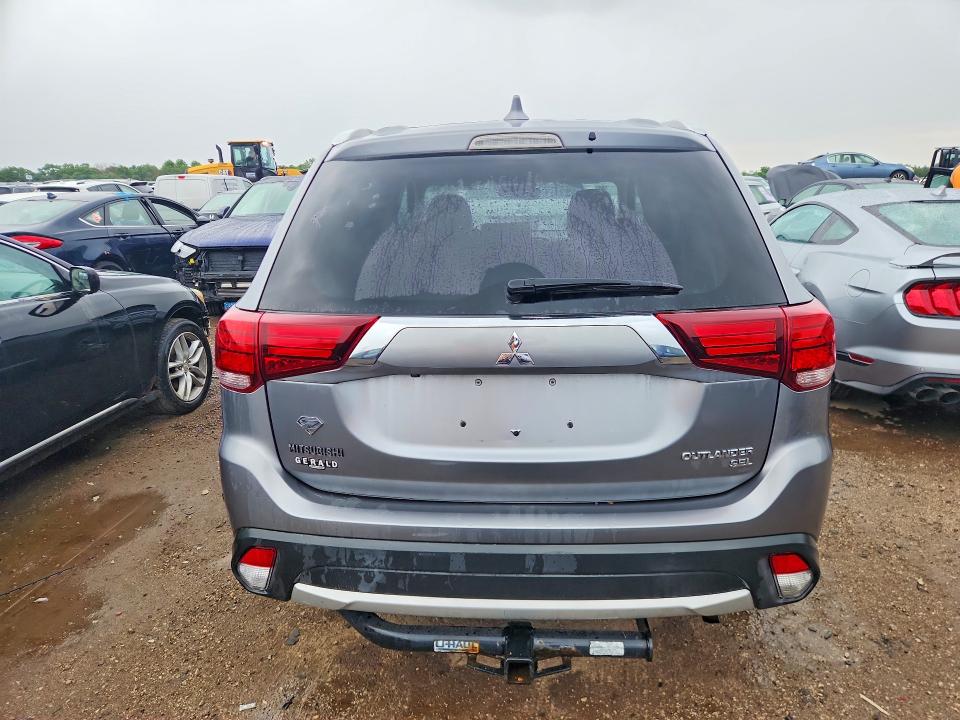 2018 Mitsubishi Outlander მანქანა იყიდება აუქციონზე, vin: JA4AZ3A39JZ039326, აუქციონის ნომერი: 58416786