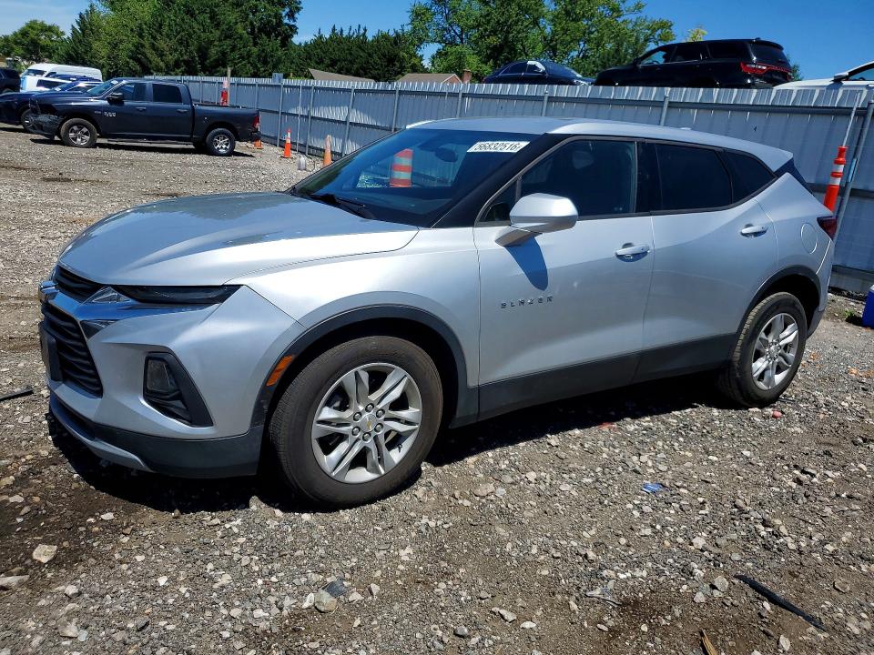 56832516 :رقم المزاد ، 3GNKBHRS1LS582801 vin ، 2020 Chevrolet Blazer مزاد بيع
